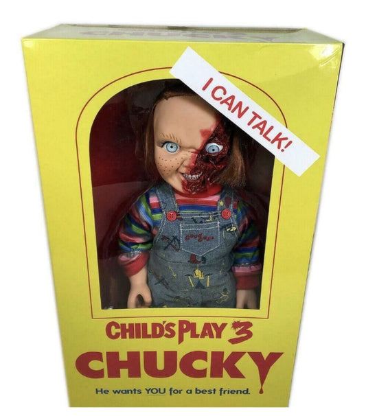 Mezco Childs Play 3 Chucky (Pizza Face) 15" MDS Mega Scale Figure With Sound